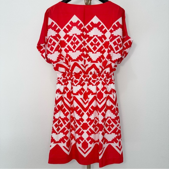 NWOT Eliza J Aztec Pattern Round Neck Batwing Sleeve Pleated Waist Shift Dress 4 - Picture 8 of 12